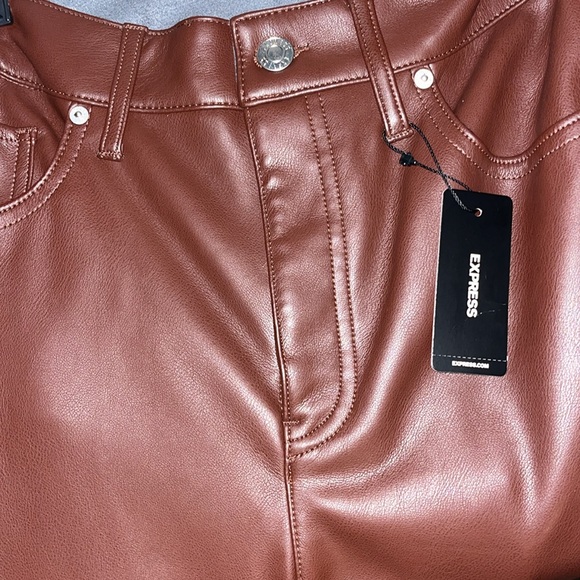 Express ox blood Super High Waisted Faux Leather '90s Slim Pant womens NEW - Picture 10 of 10